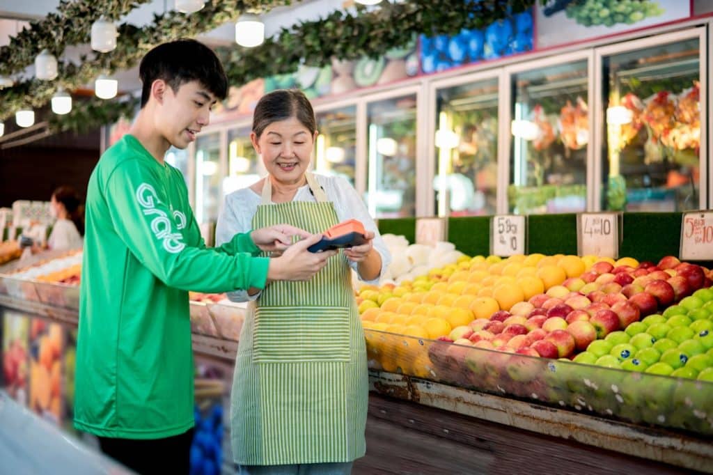Photo The main subject of this article is mobile optimization tactics and insights provided by Webmate Keywords: mobile optimization, tactics, insights, Webmate