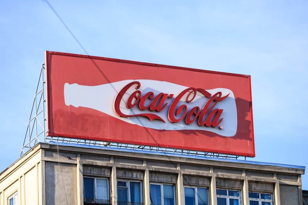 Photo Online Advertisement
